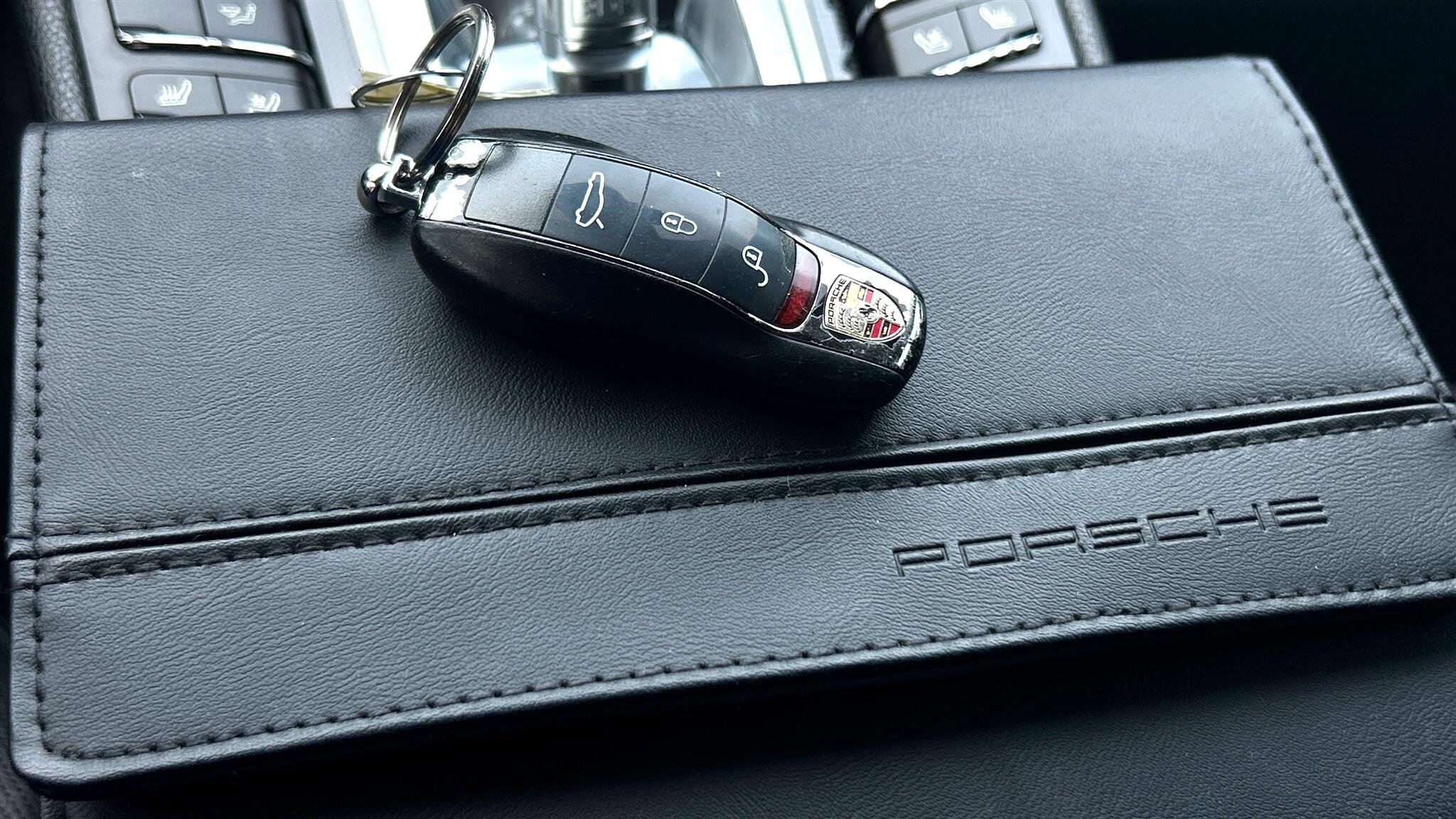 Used 2015 Porsche Panamera 4S image 57