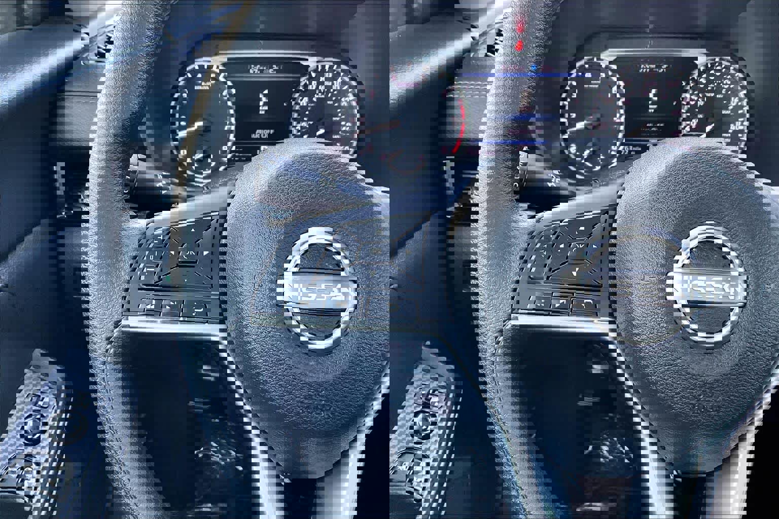 Used 2025 Nissan Sentra SV image 19