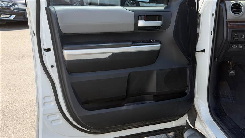 Used 2015 Toyota Tundra Limited w/ Limited Premium Package AWD/4WD image 21