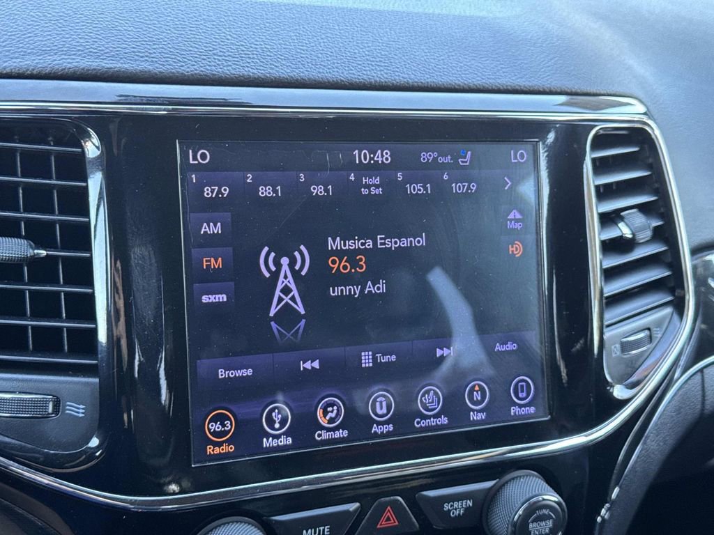 Used 2019 Jeep Grand Cherokee Trailhawk w/ Trailhawk Luxury Group image 13