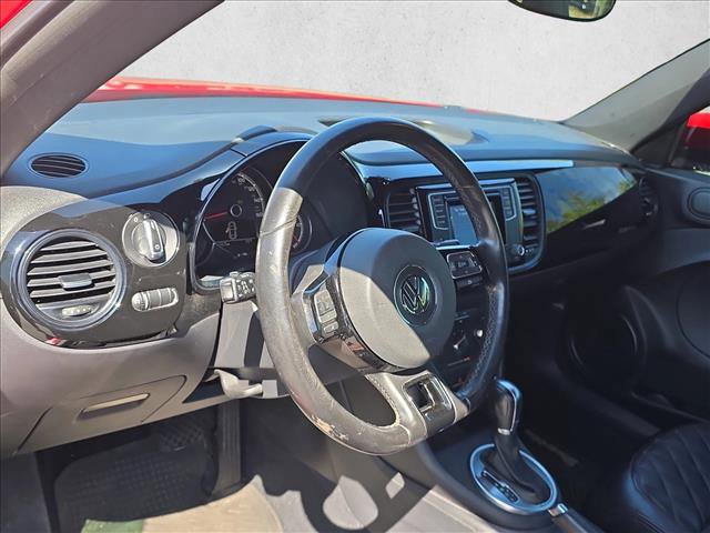 Used 2019 Volkswagen Beetle 2.0T S FWD image 11