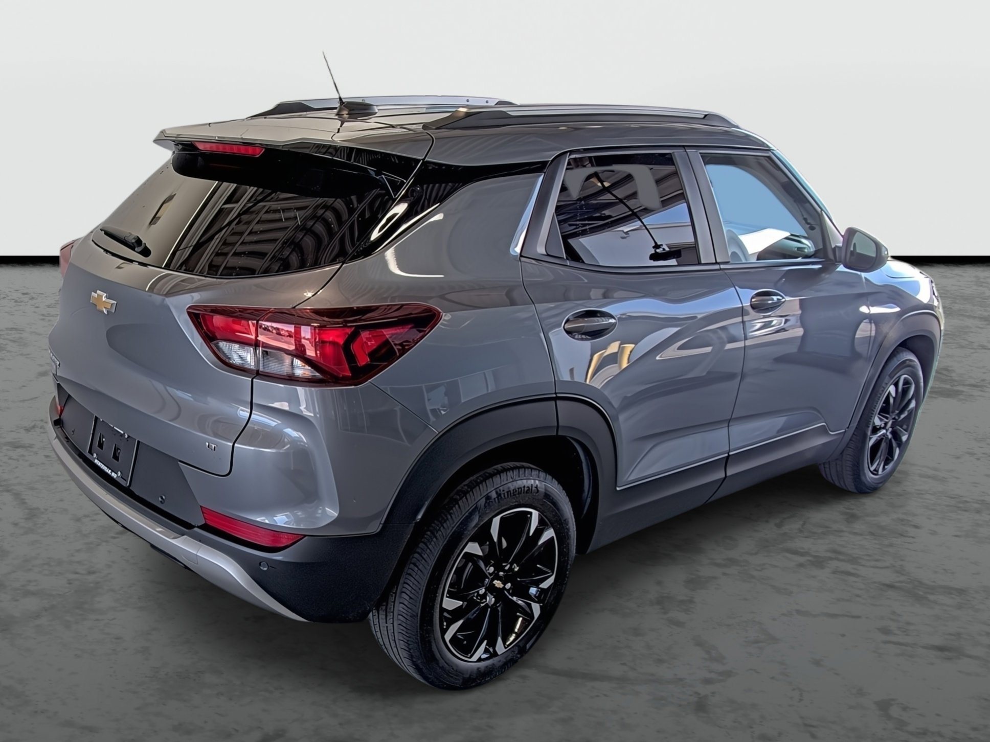 Used 2022 Chevrolet TrailBlazer LT w/ Convenience Package FWD image 14