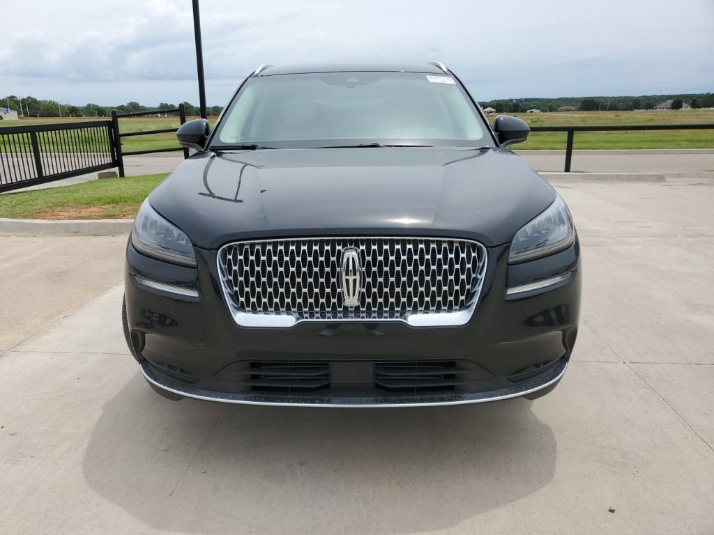 Used 2022 Lincoln Corsair FWD w/ Equipment Group 101A image 2