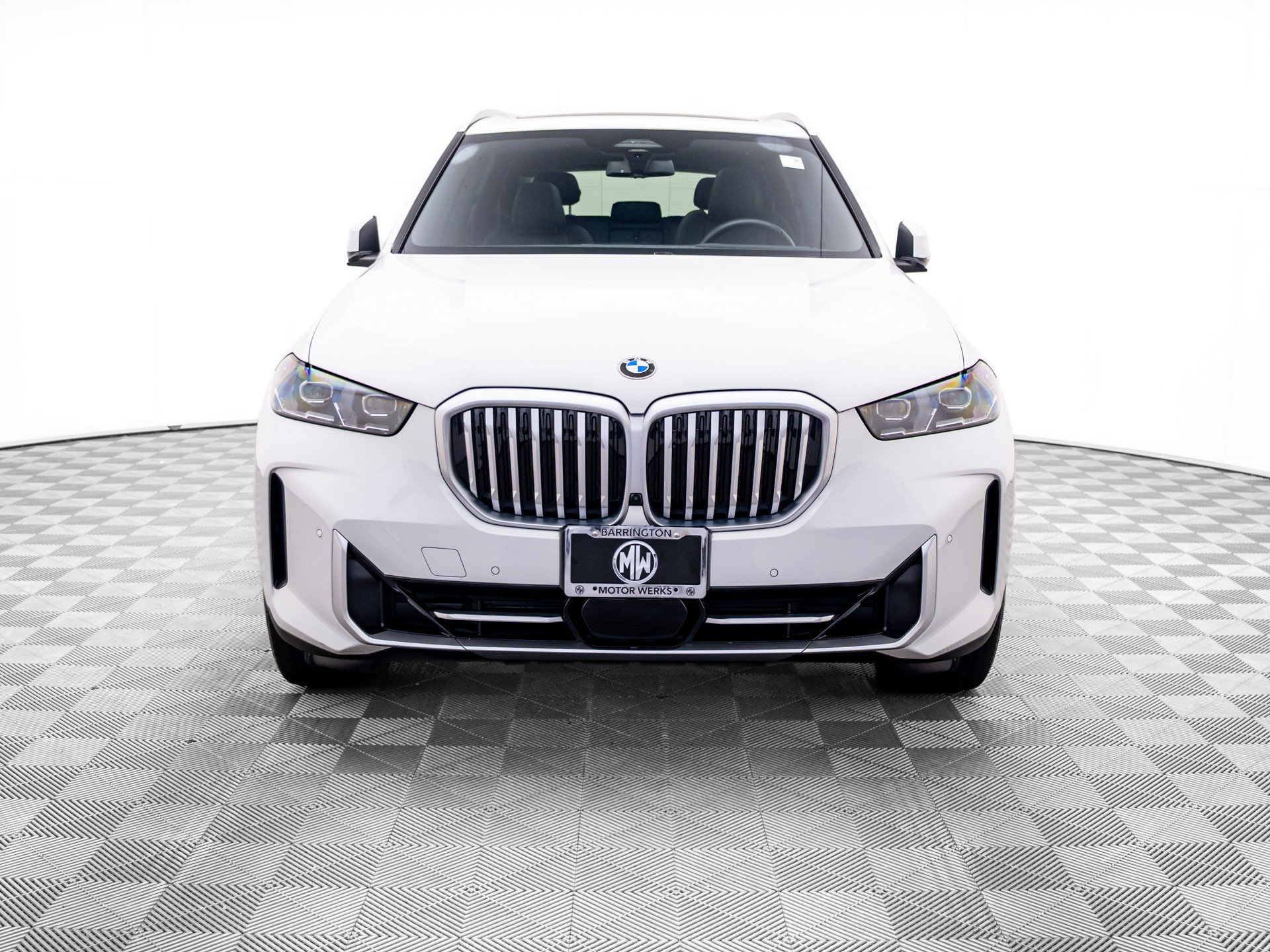 Used 2024 BMW X5 xDrive40i w/ Premium Package AWD/4WD image 8