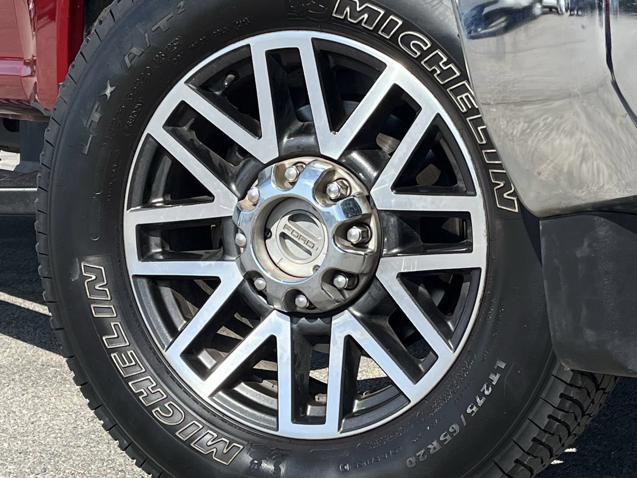 Used 2019 Ford F250 Lariat w/ Lariat Value Package AWD/4WD image 28