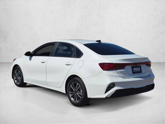 Used 2024 Kia Forte LXS w/ LXS Technology Package FWD image 8