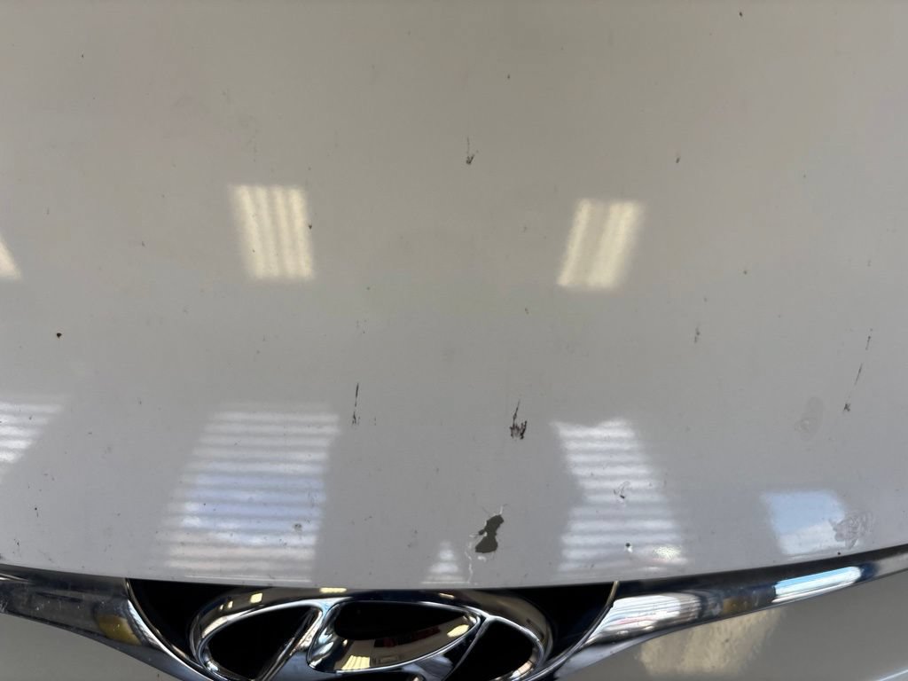 Used 2015 Hyundai Elantra SE w/ Option Group 02 FWD image 11