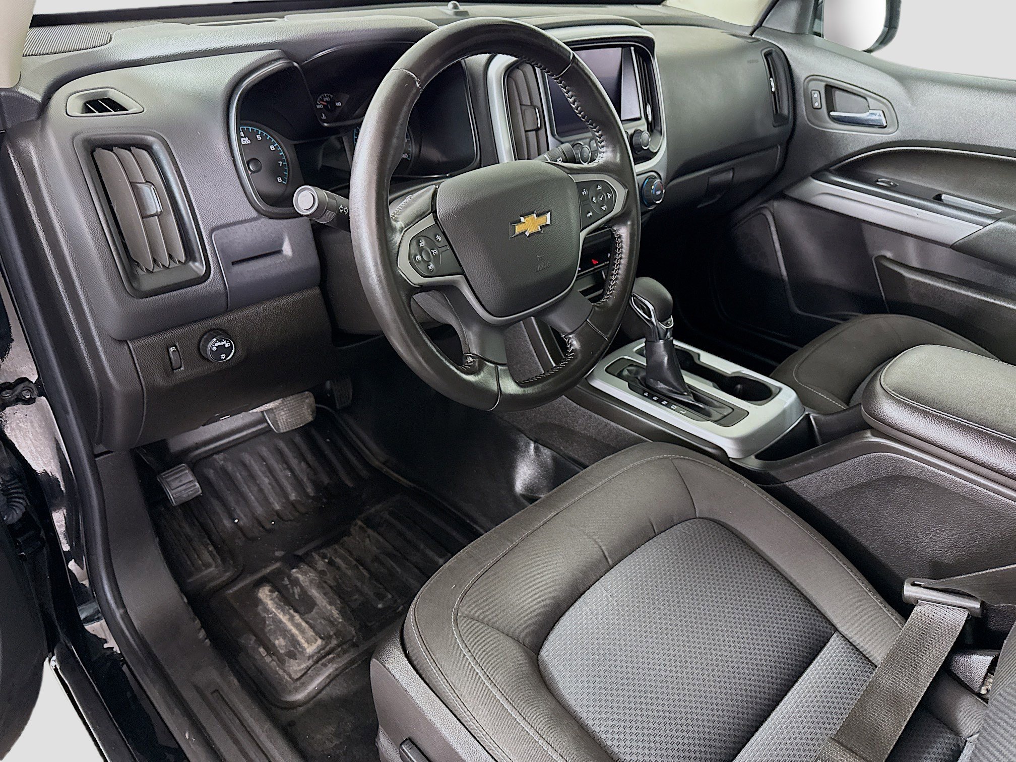 Used 2022 Chevrolet Colorado LT w/ Fleet Safety Package image 22