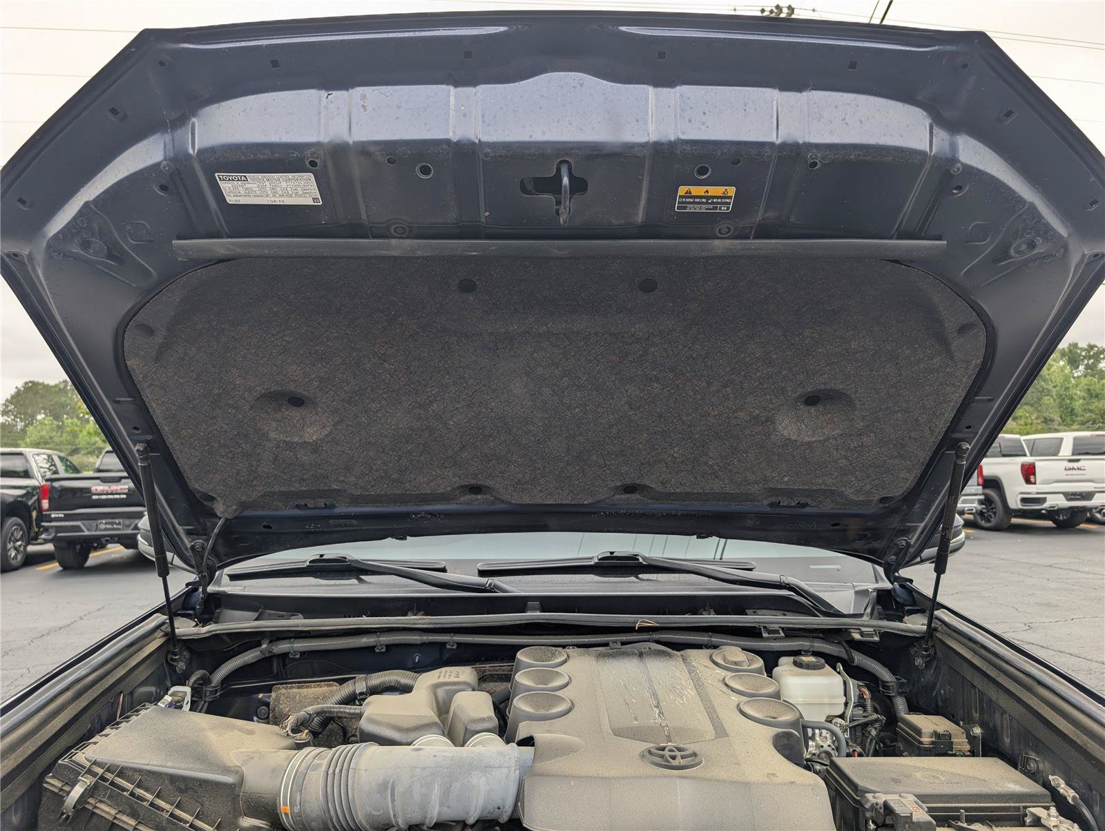 Used 2023 Toyota 4Runner Limited AWD/4WD image 38