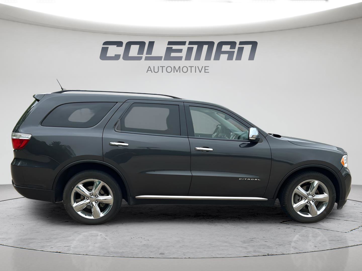 Used 2011 Dodge Durango Citadel w/ Trailer Tow Group IV AWD/4WD image 6