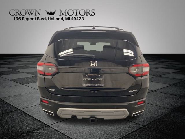 Used 2023 Honda Pilot Elite image 5