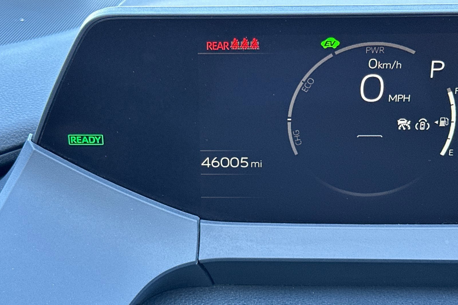 Certified 2024 Toyota Prius LE FWD image 24