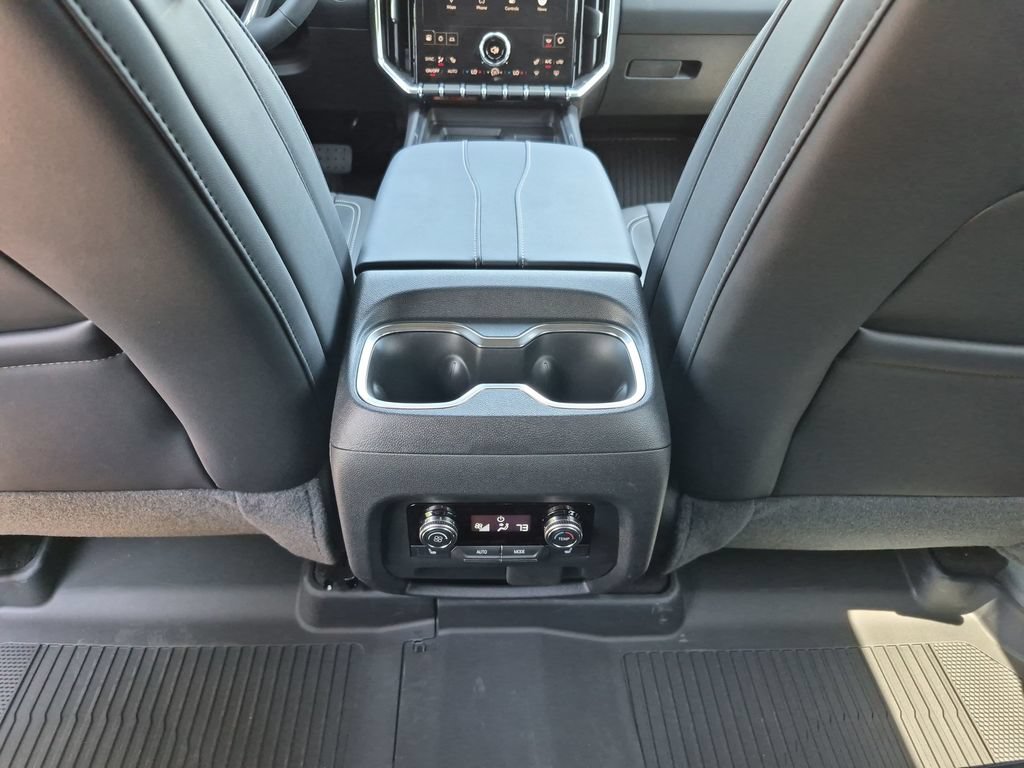 New 2026 GMC Acadia Elevation w/ Black Edition FWD image 36