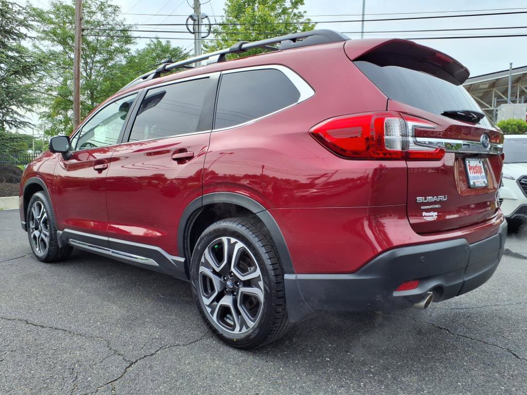 Used 2023 Subaru Ascent Limited w/ Technology Package image 4