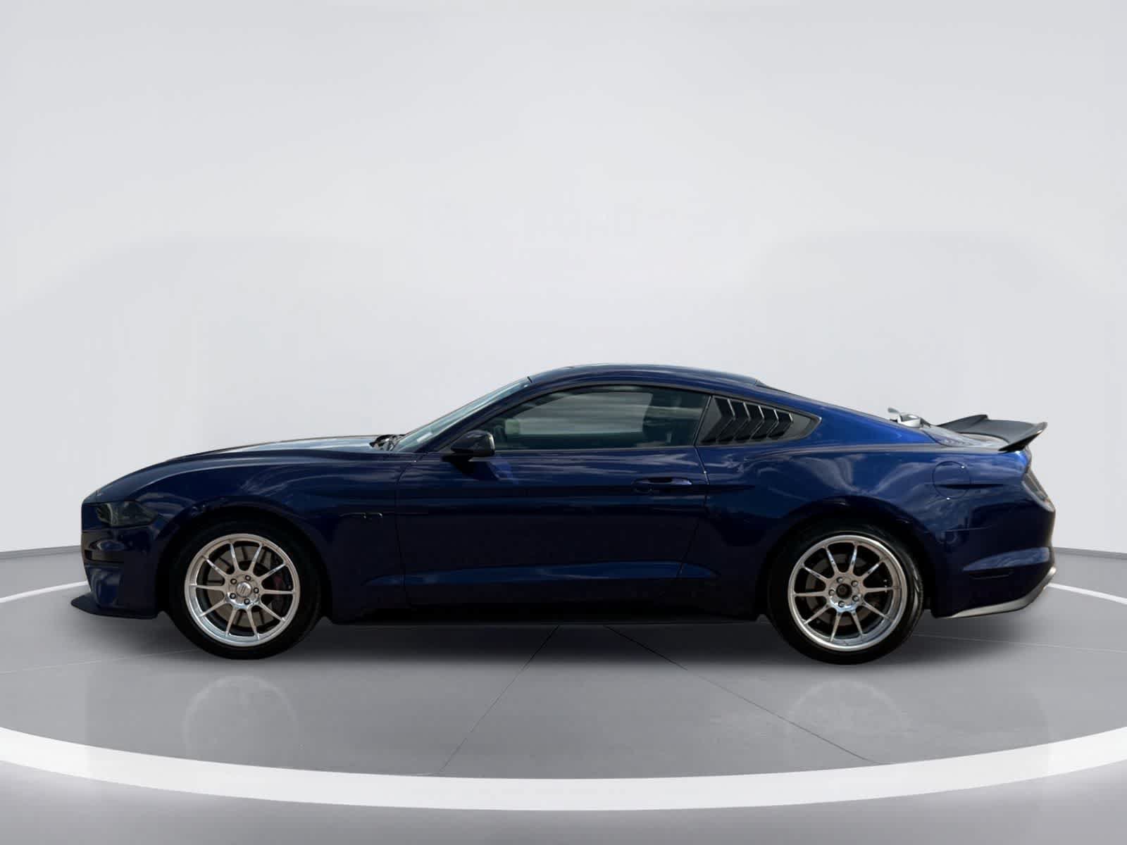 Used 2019 Ford Mustang GT w/ GT Performance Package RWD image 4