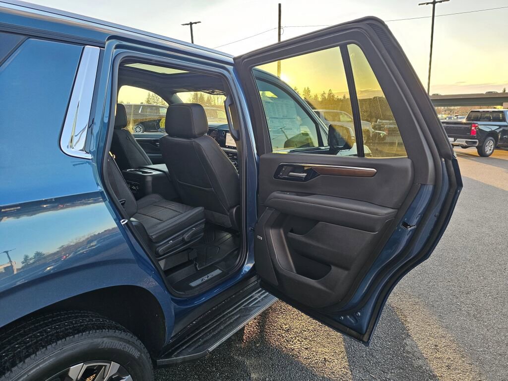 New 2026 Chevrolet Tahoe High Country w/ Sun And Tow Package image 28