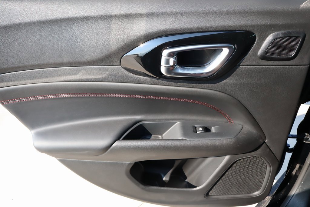 New 2025 Jeep Compass Trailhawk w/ Sun & Sound Group image 15