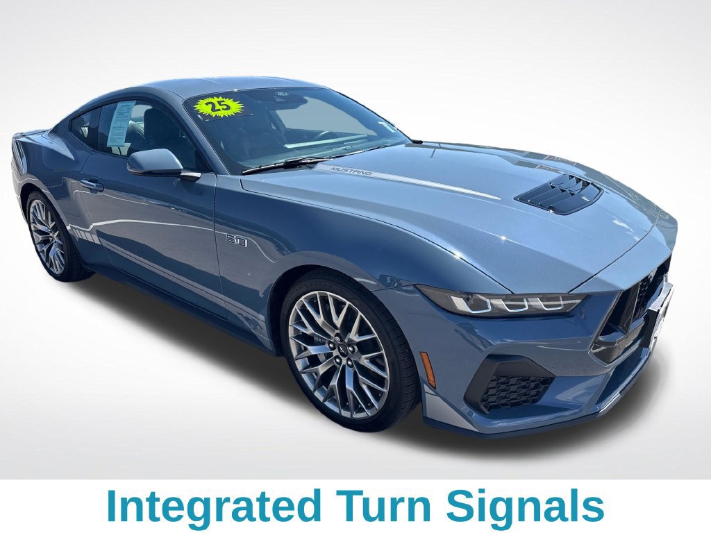 Used 2025 Ford Mustang GT Premium RWD image 8