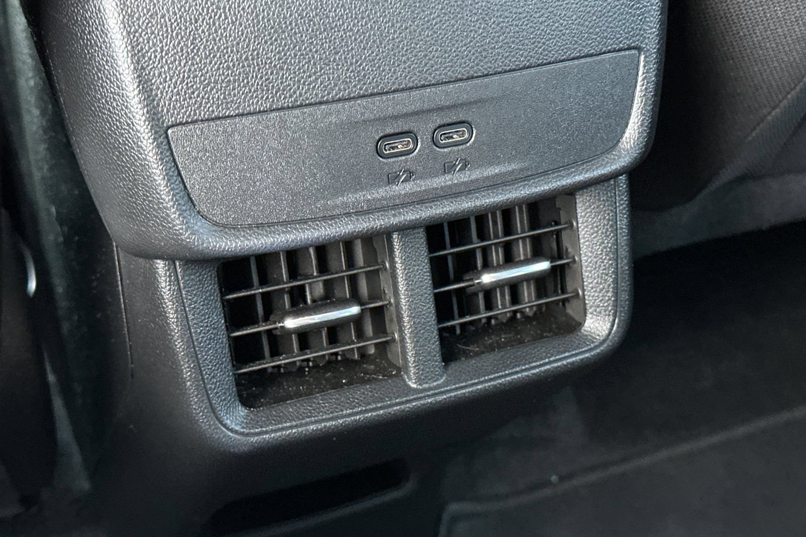 Used 2025 Chevrolet Equinox LT w/ Safety and Technology Package FWD image 15