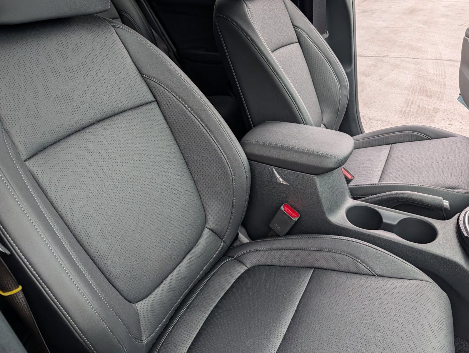 New 2026 Kia Seltos EX FWD image 25