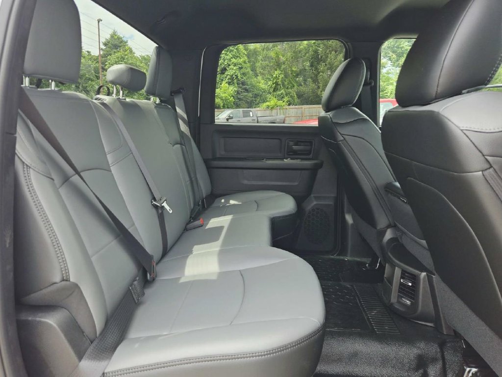 New 2026 RAM 4500 Tradesman w/ Chrome Appearance Group AWD/4WD image 18
