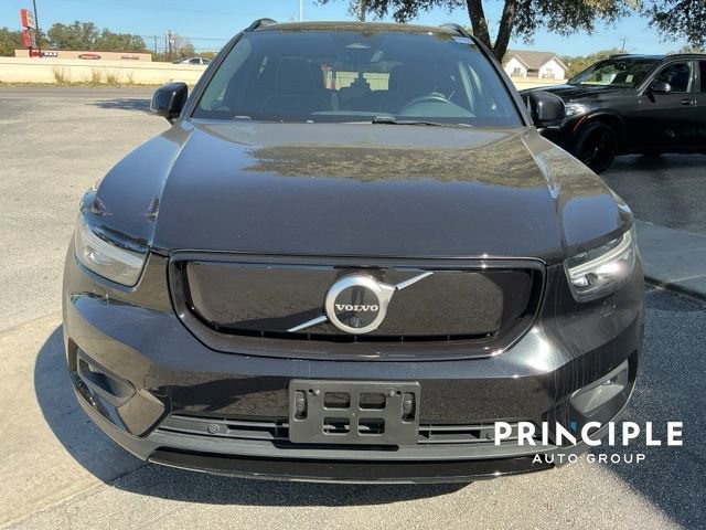 Certified 2021 Volvo XC40 P8 Recharge w/ Advanced Package image 4