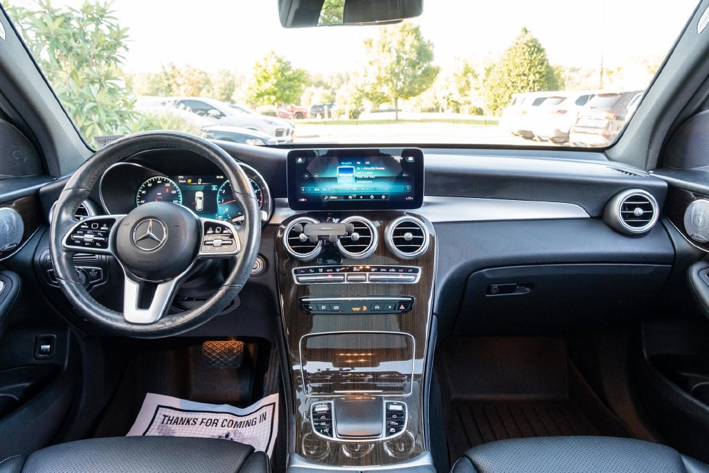 Used 2021 Mercedes-Benz GLC 300 4MATIC image 16