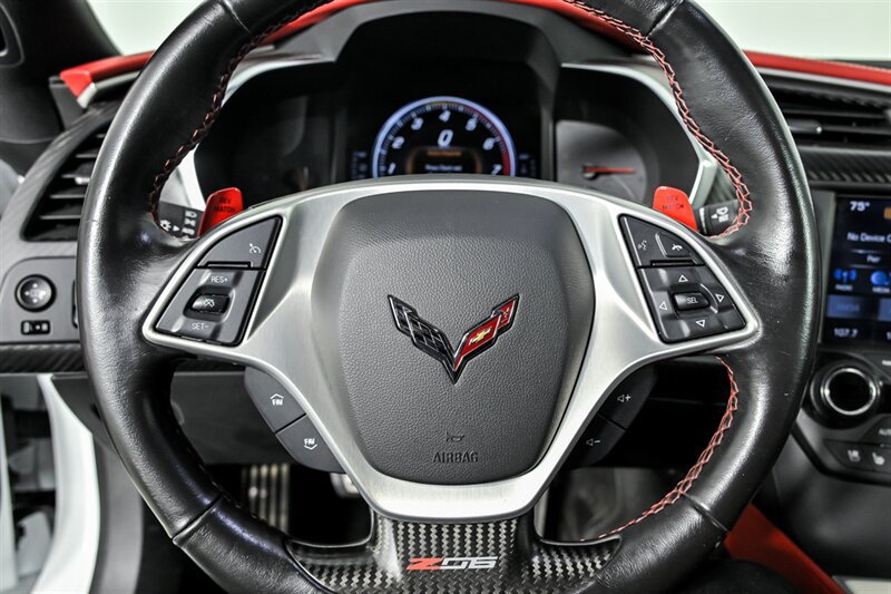 Used 2019 Chevrolet Corvette Z06 RWD image 24