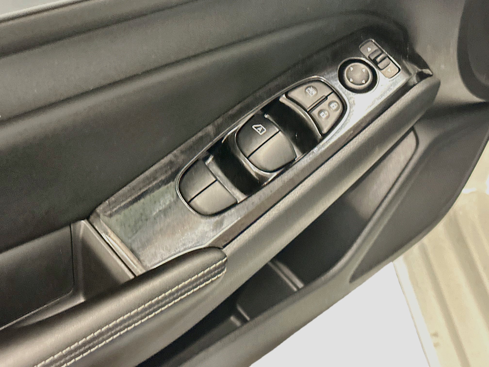 Used 2023 Nissan Altima 2.5 SV FWD image 15