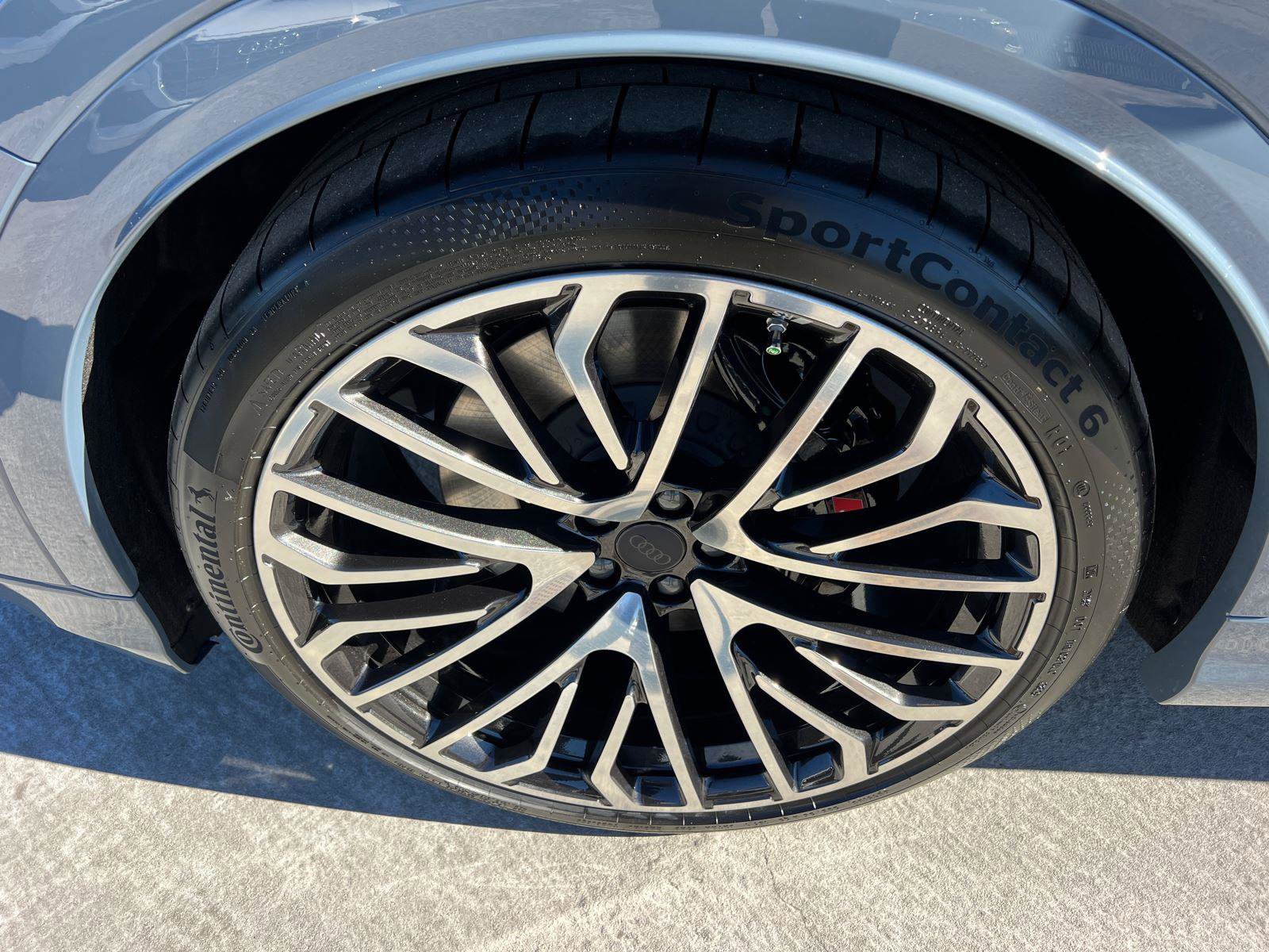 New 2026 Audi SQ8 Prestige image 11