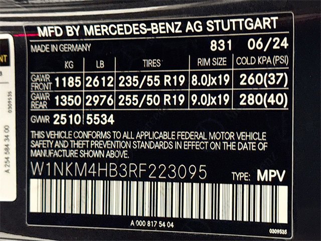 Certified 2024 Mercedes-Benz GLC 300 4MATIC w/ AMG Line image 34