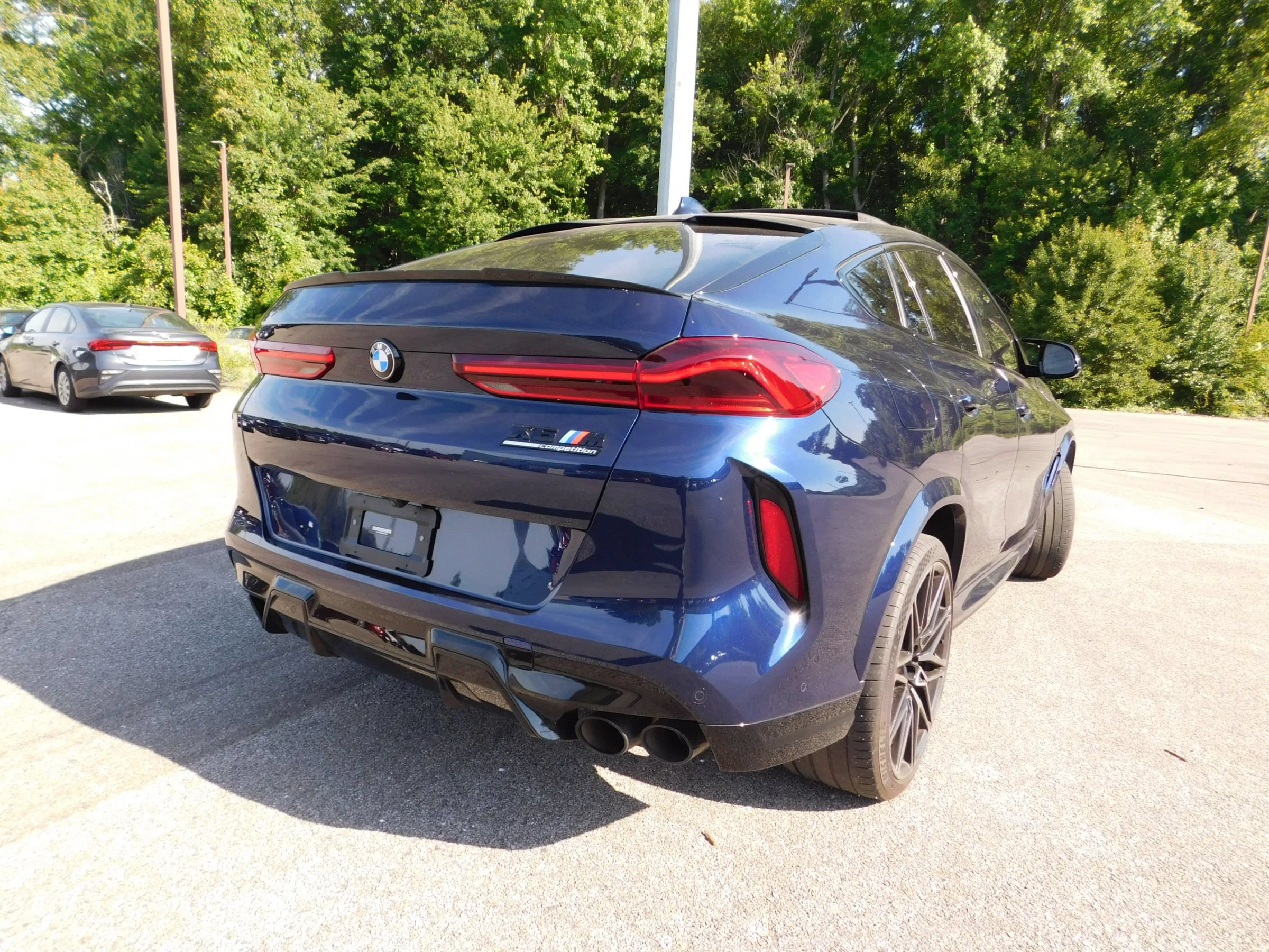Used 2022 BMW X6 M w/ Competition Package AWD/4WD image 5