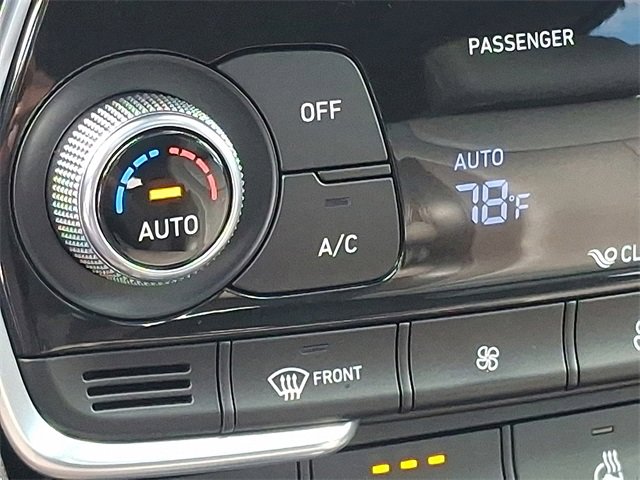 Used 2020 Hyundai Santa Fe Limited image 21