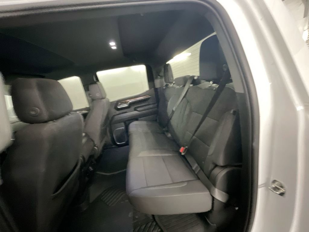 Used 2023 Chevrolet Silverado 1500 LT image 23