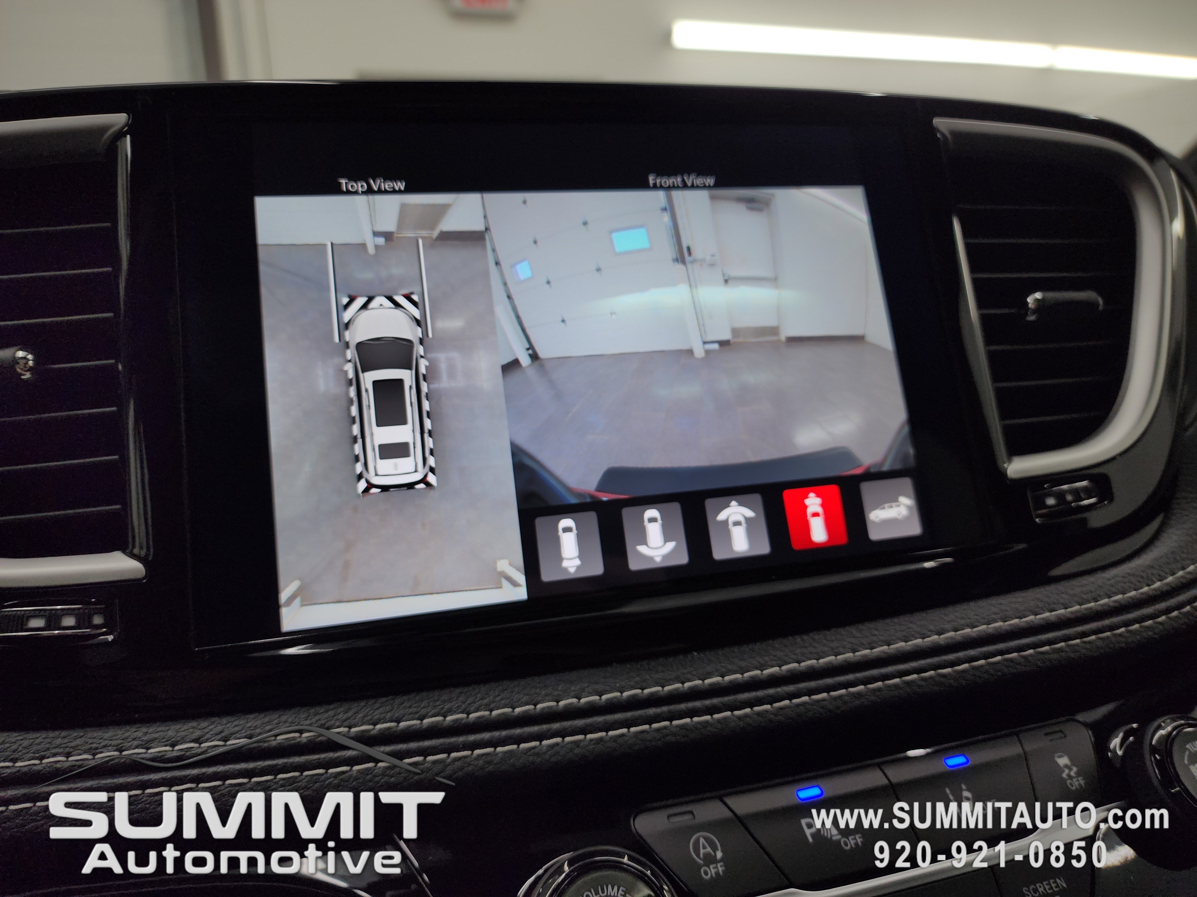 New 2026 Chrysler Pacifica Select AWD/4WD image 21