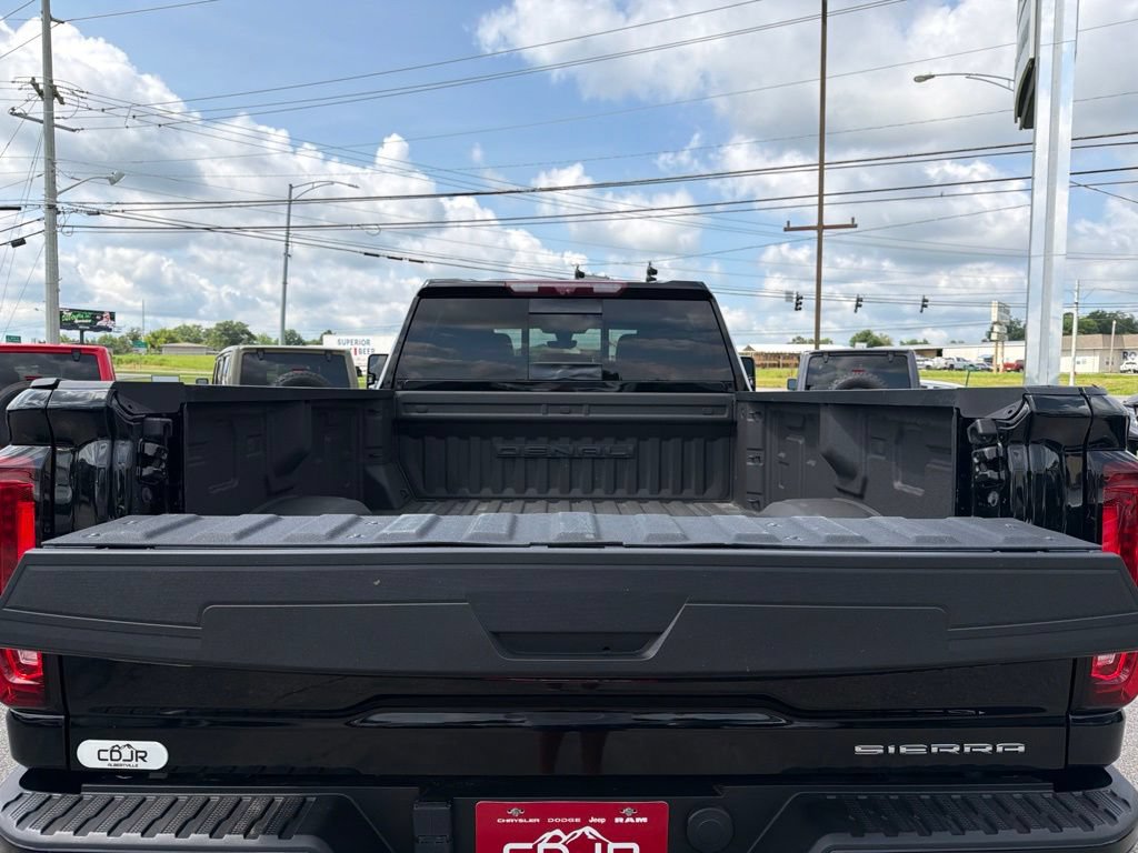 Used 2023 GMC Sierra 3500 Denali w/ Denali Ultimate Package AWD/4WD image 11