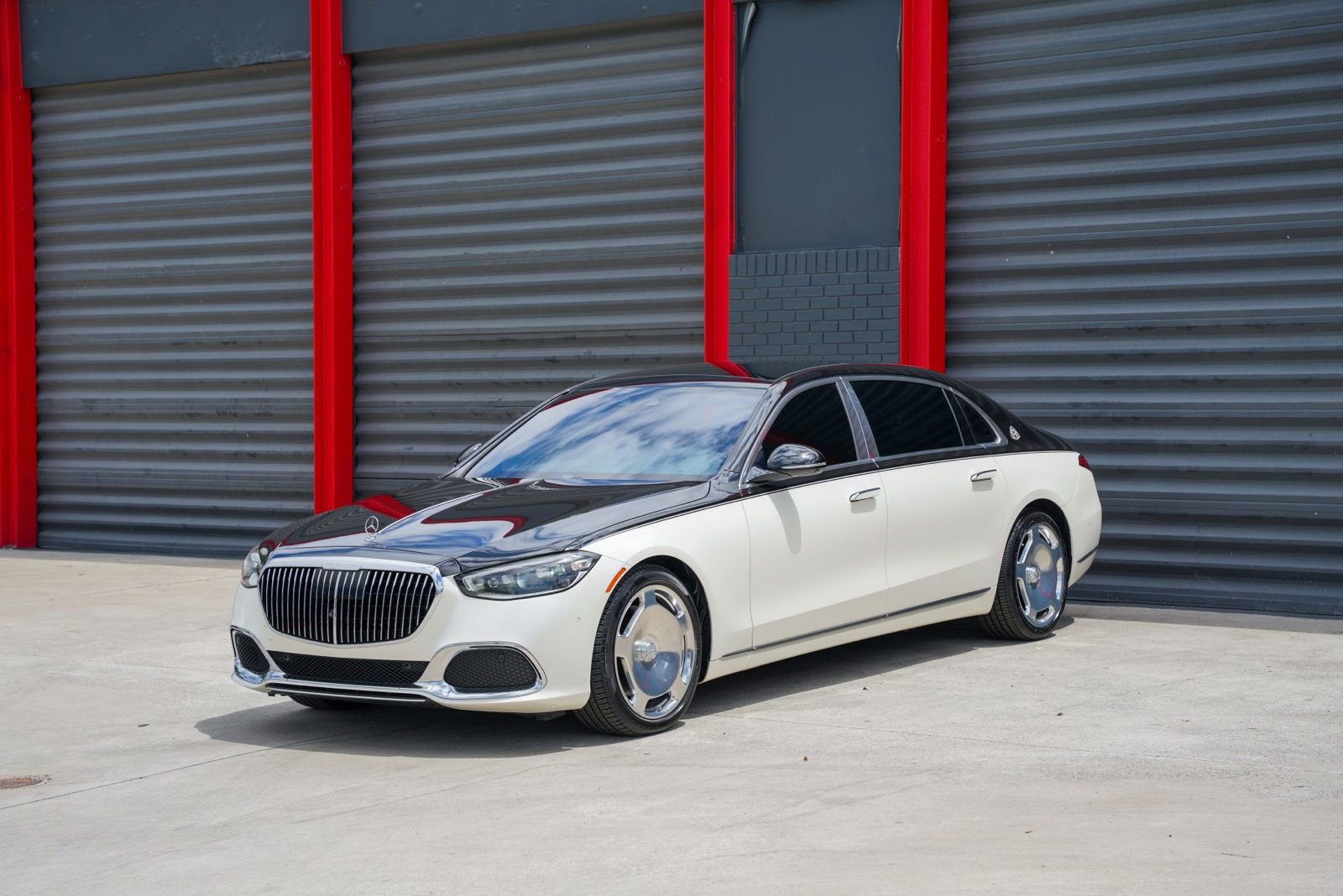 Used 2021 Mercedes-Benz Maybach S 580 4MATIC image 1