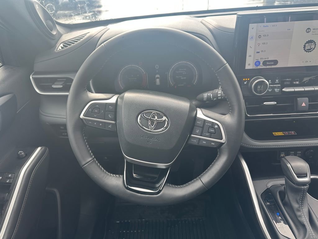 Certified 2025 Toyota Highlander XSE AWD/4WD image 21