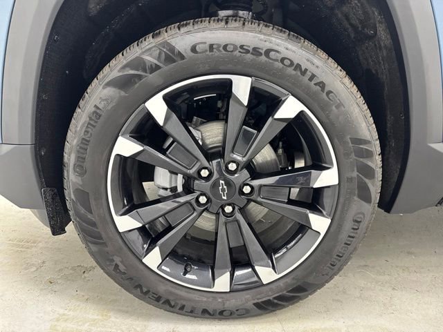 New 2026 Chevrolet Equinox RS w/ Convenience Package III FWD image 38