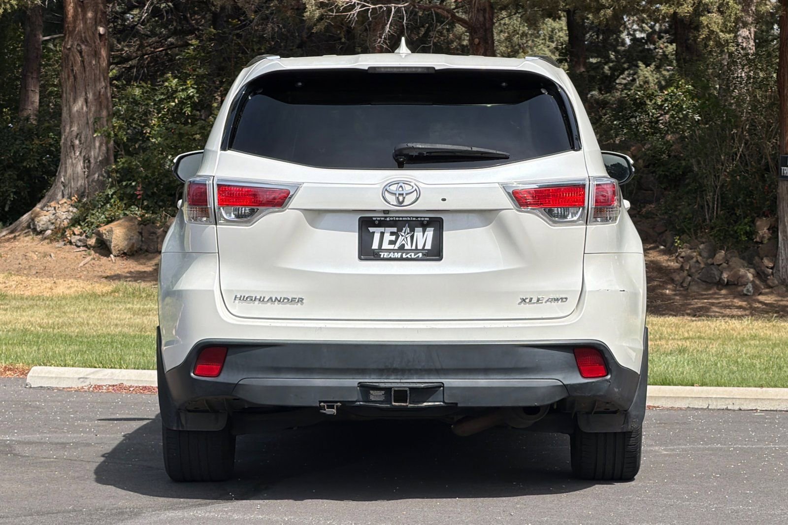 Used 2016 Toyota Highlander XLE AWD/4WD image 5