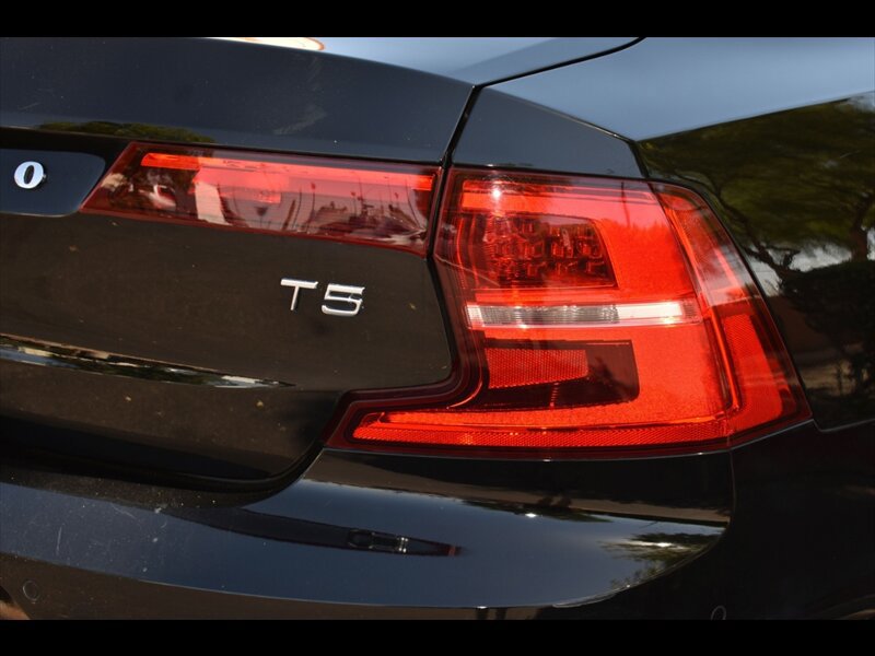 Used 2017 Volvo S90 T5 Momentum w/ Vision Package FWD image 50