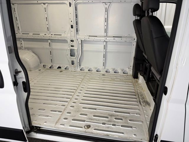 Used 2025 RAM ProMaster 2500 w/ Convenience Group FWD image 8