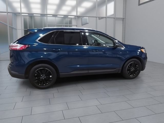 Used 2020 Ford Edge SEL w/ Cold Weather Package image 9