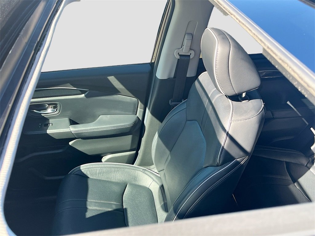 Used 2025 Honda Pilot Elite image 21