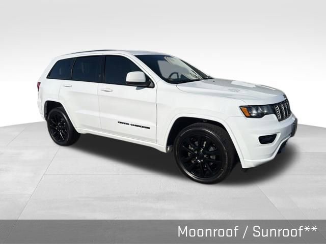 Used 2020 Jeep Grand Cherokee Altitude AWD/4WD image 2