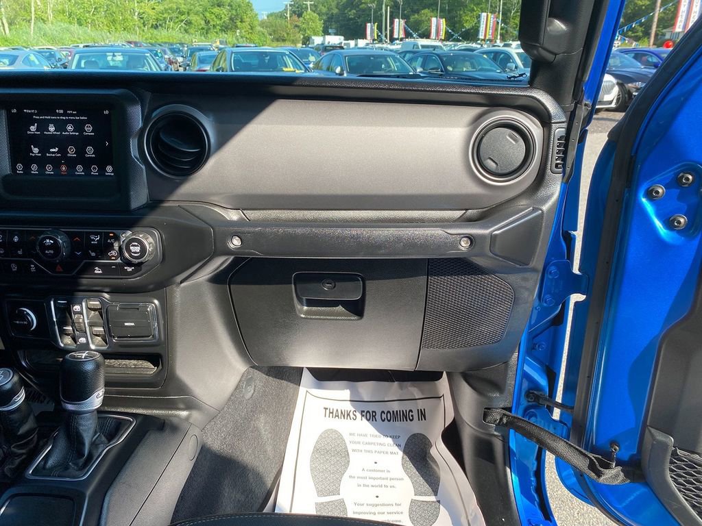 Used 2021 Jeep Gladiator Sport image 28
