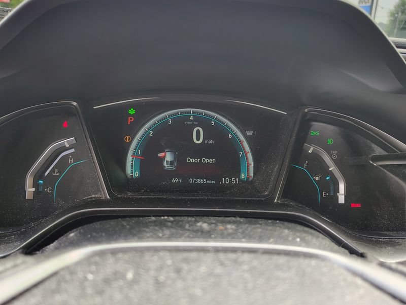 Used 2018 Honda Civic EX image 14