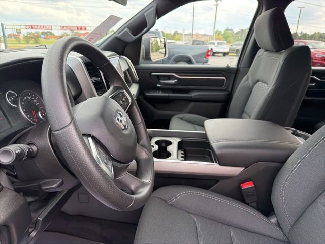 New 2026 RAM 1500 4x4 Crew Cab image 8