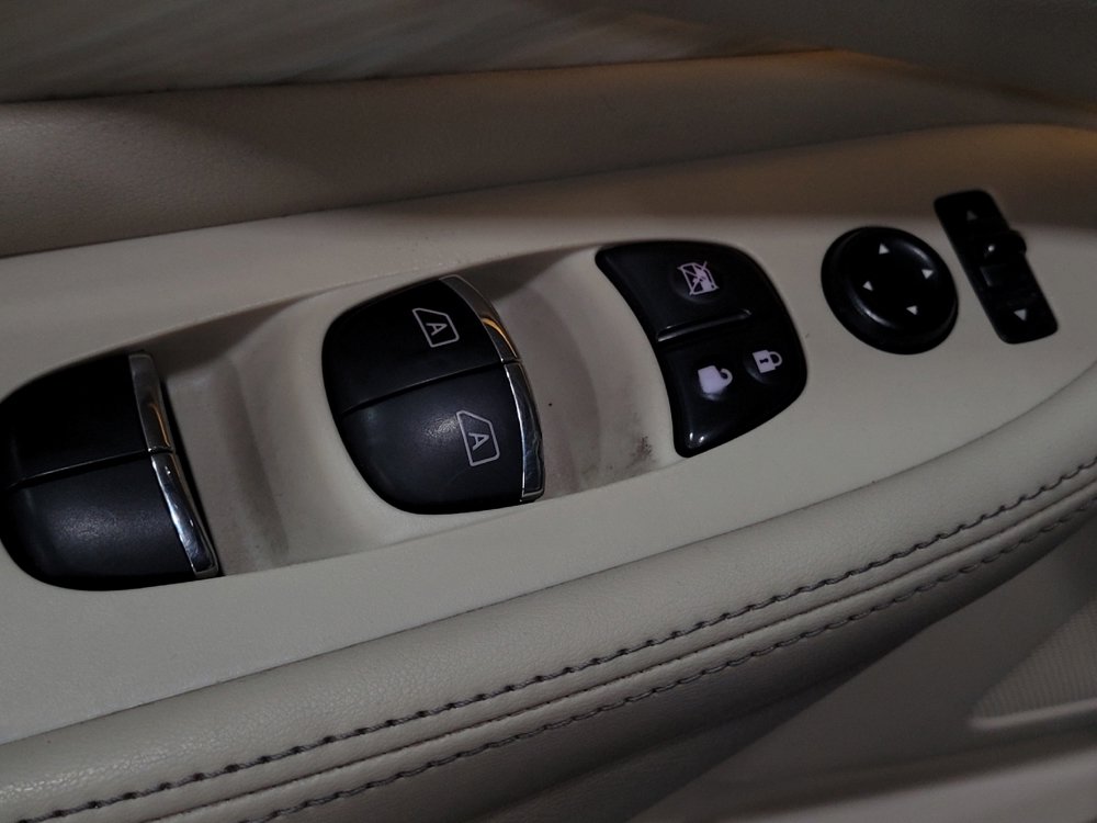 Used 2015 Nissan Murano Platinum w/ Cargo Package AWD/4WD image 27