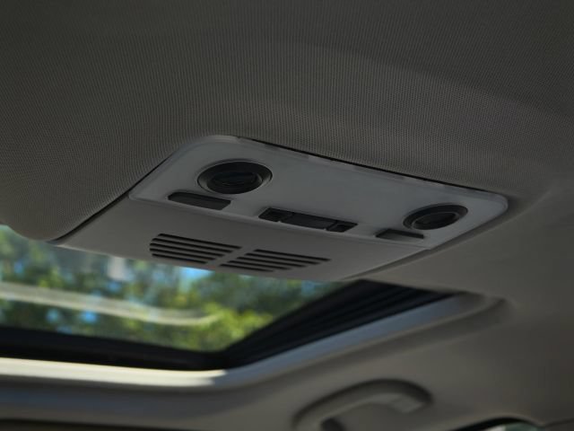 Used 2006 BMW 325i Sedan RWD image 40